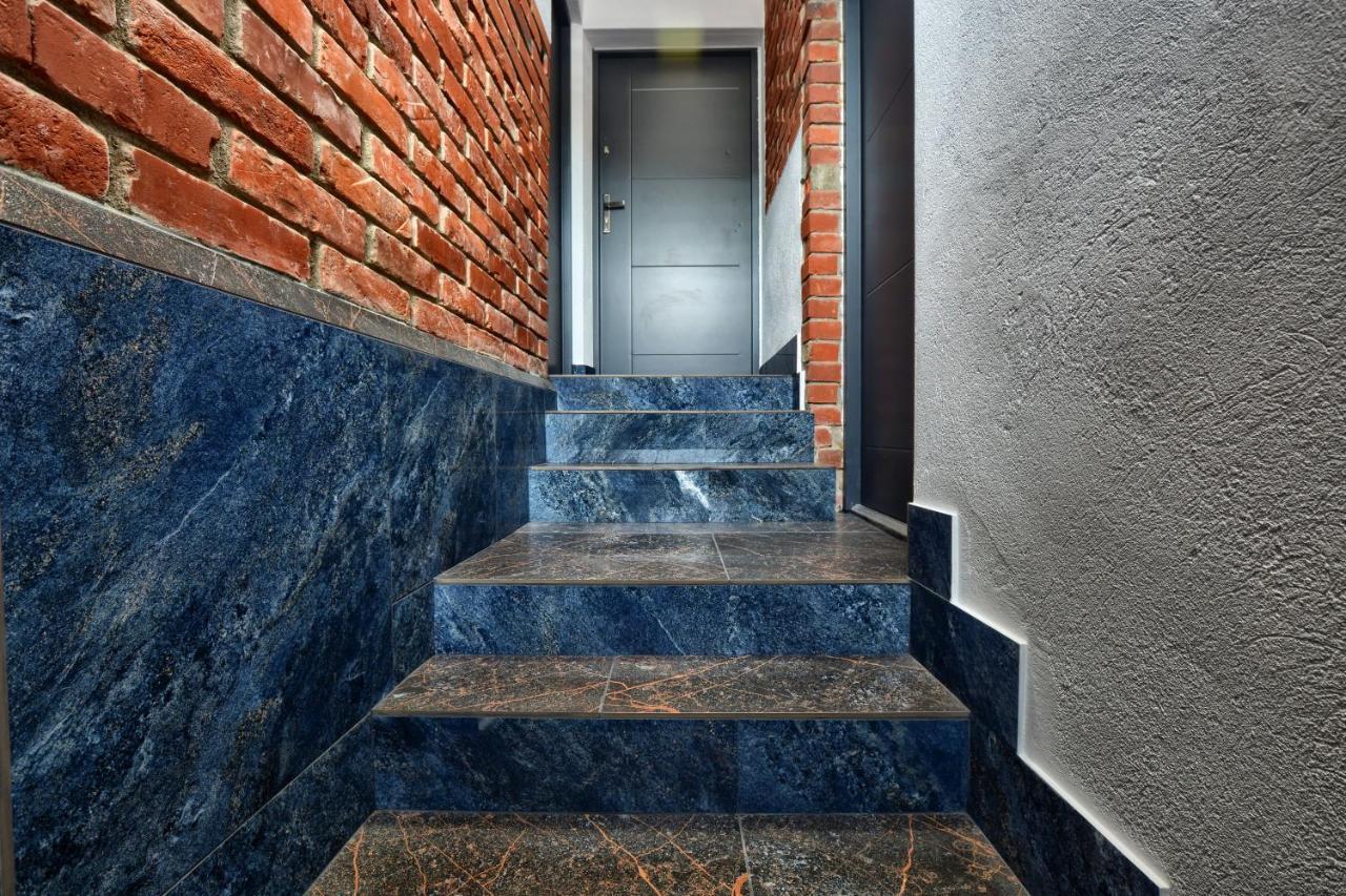 Ceglany Apartament Ustrzyki Dolne Buitenkant foto